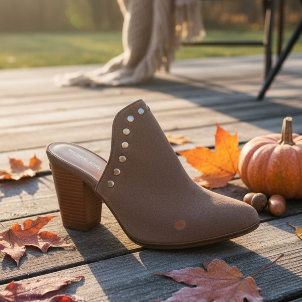 Mickael kors gray suede clogs 9